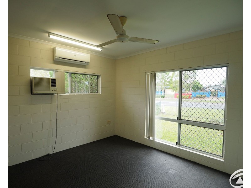 71 McLaughlin Road, Bentley Park QLD 4869