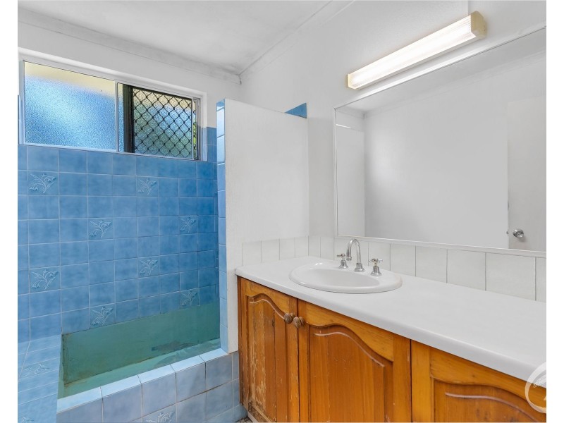 13 Mahogany Street, Manoora QLD 4870