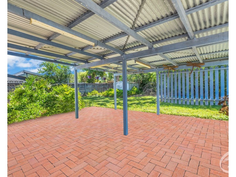 13 Mahogany Street, Manoora QLD 4870