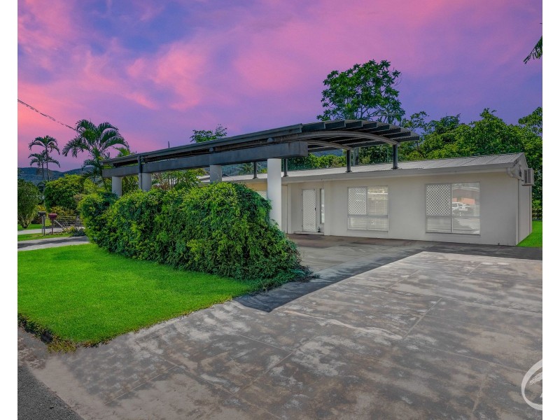 13 Mahogany Street, Manoora QLD 4870