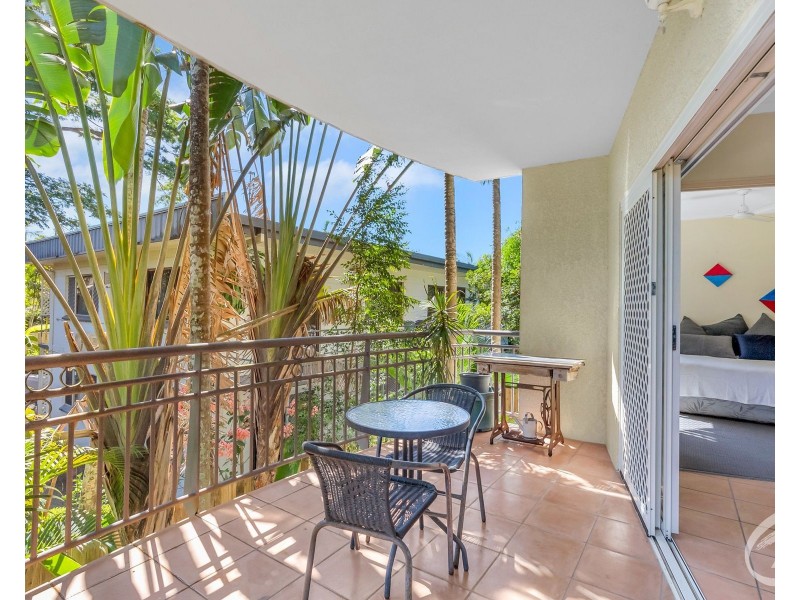 6/205 McLeod Street, Cairns North QLD 4870