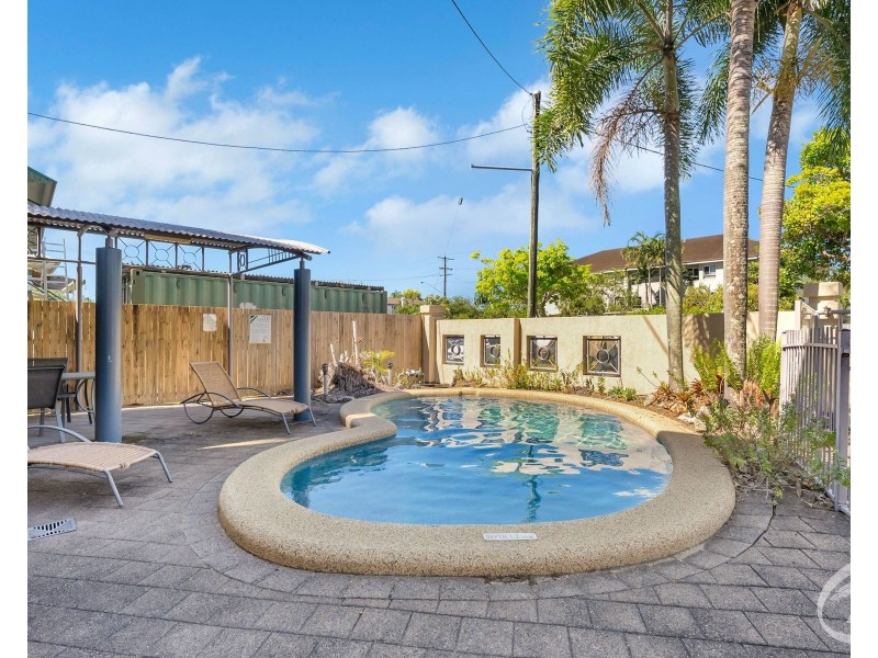 6/205 McLeod Street, Cairns North QLD 4870