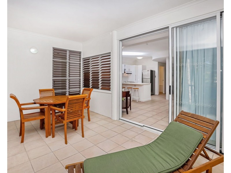 21-22/10-14 Amphora Street, Palm Cove QLD 4879