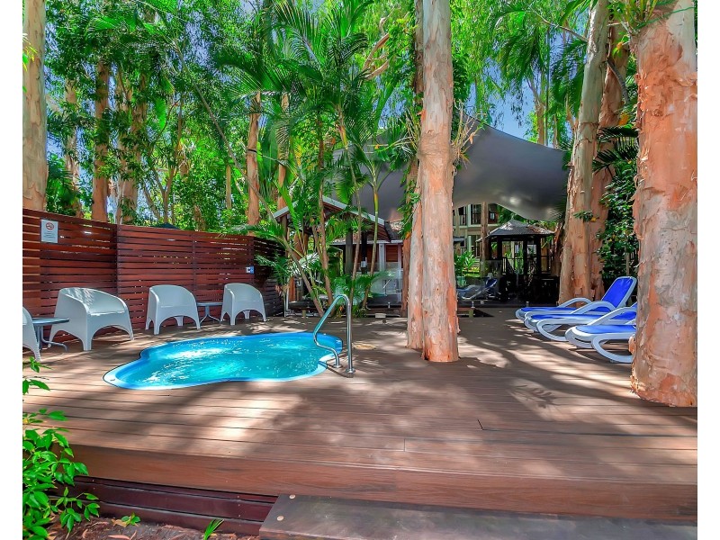 21-22/10-14 Amphora Street, Palm Cove QLD 4879