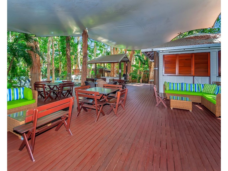 21-22/10-14 Amphora Street, Palm Cove QLD 4879