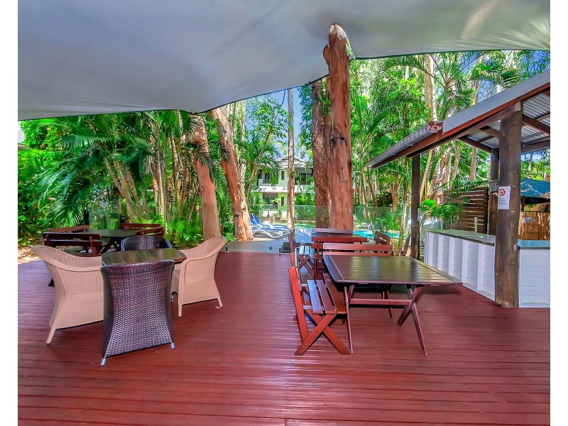 21-22/10-14 Amphora Street, Palm Cove QLD 4879