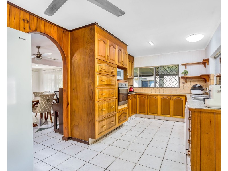 27 Isley Street, Edmonton QLD 4869