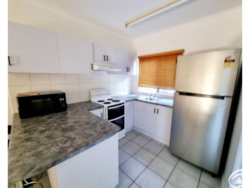 4/9 Balaclava Road, Earlville QLD 4870