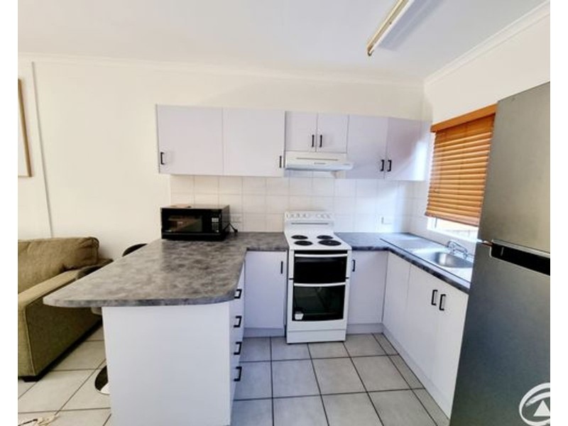 4/9 Balaclava Road, Earlville QLD 4870