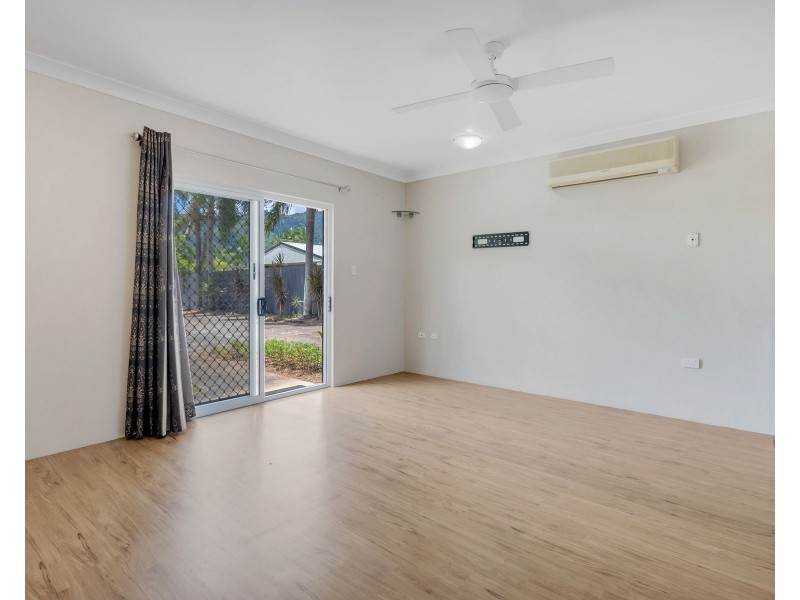 4/4 Golden Grove Drive, Bentley Park QLD 4869