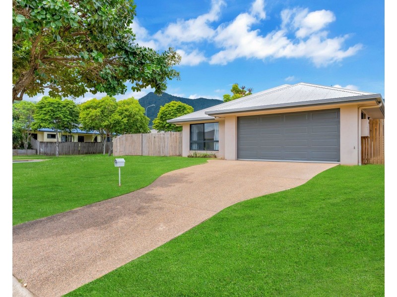 7 Cliffdale Street, Bentley Park QLD 4869