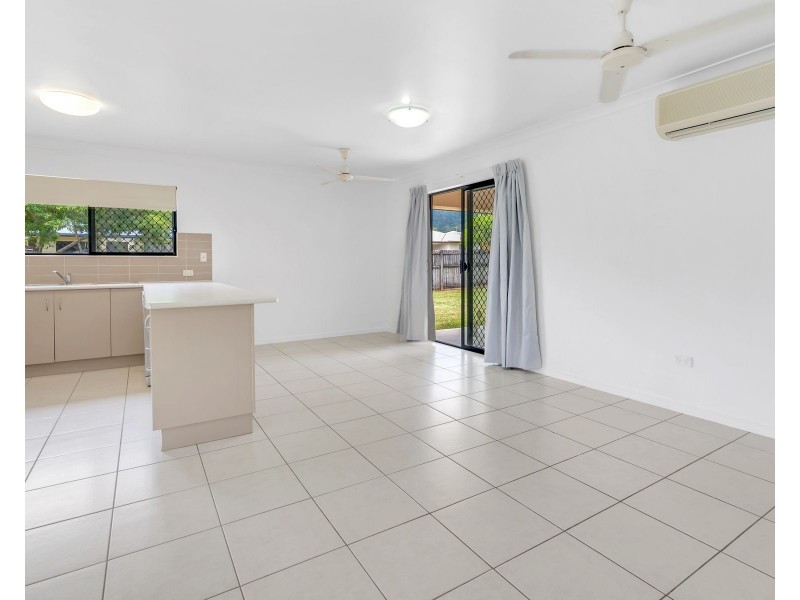 7 Cliffdale Street, Bentley Park QLD 4869