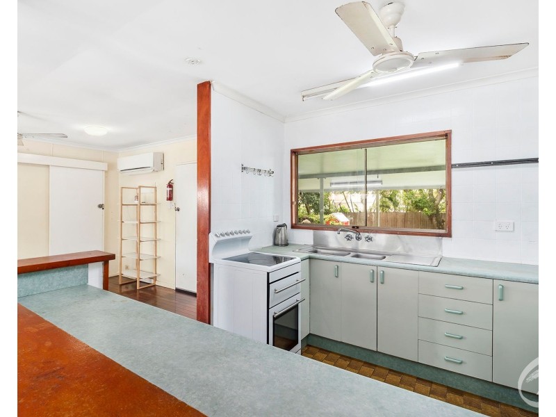 10 McGuigan Street, Earlville QLD 4870