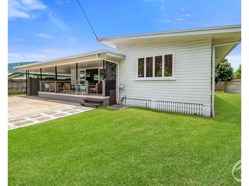 10 McGuigan Street, Earlville QLD 4870