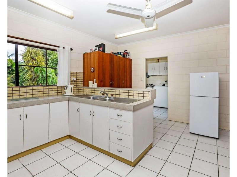 16 Boroko Close, Trinity Beach QLD 4879
