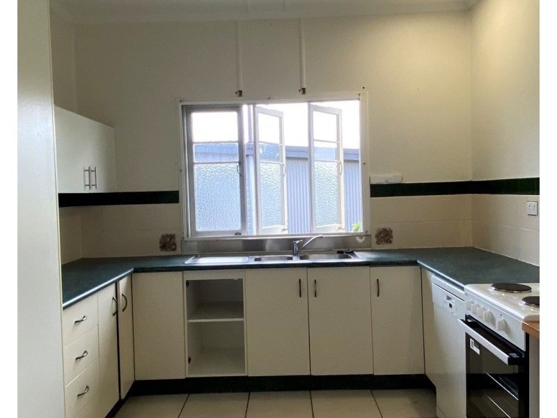 31 Campbell Street, Gordonvale QLD 4865