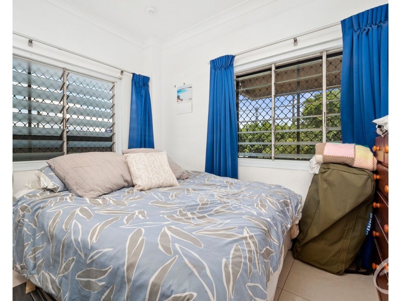 6/2 Kidston street, Bungalow QLD 4870