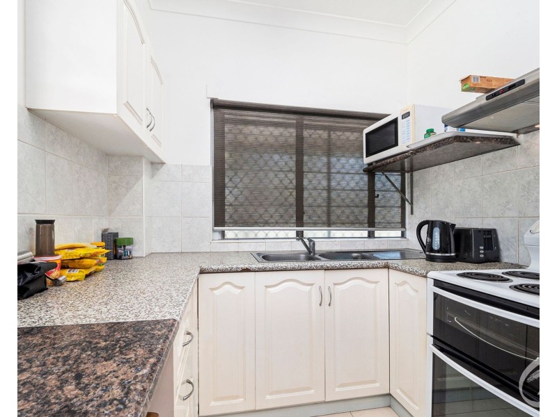 6/2 Kidston street, Bungalow QLD 4870