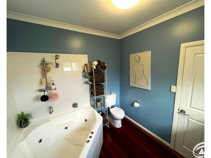 2/3 Guava Street, Holloways Beach QLD 4878