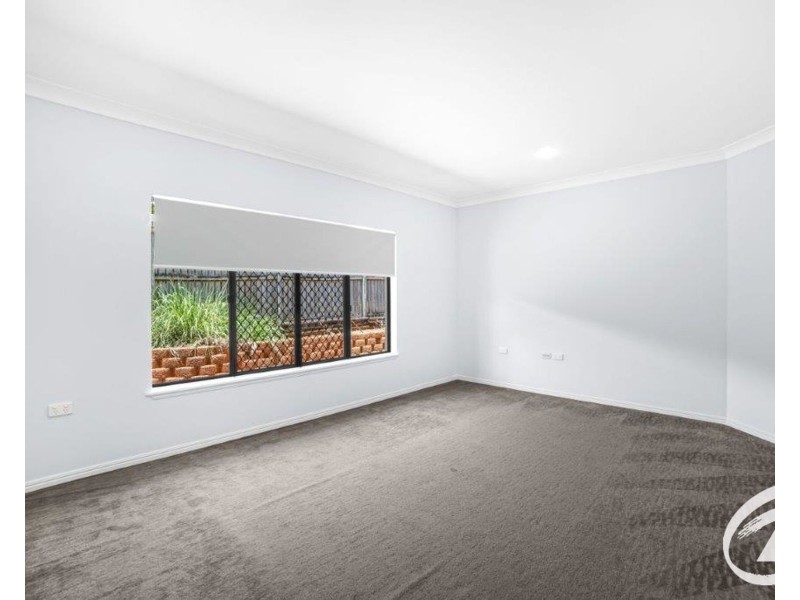 7 Tradewinds Close, Redlynch QLD 4870