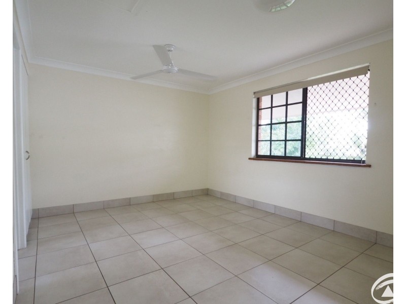 9/688 Bruce Highway, Woree QLD 4868