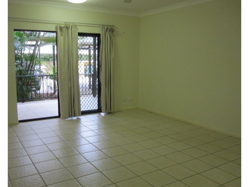 16/3-9 Stratford Parade, Stratford QLD 4870