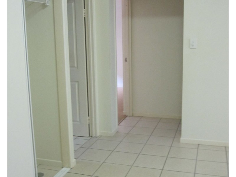 16/3-9 Stratford Parade, Stratford QLD 4870