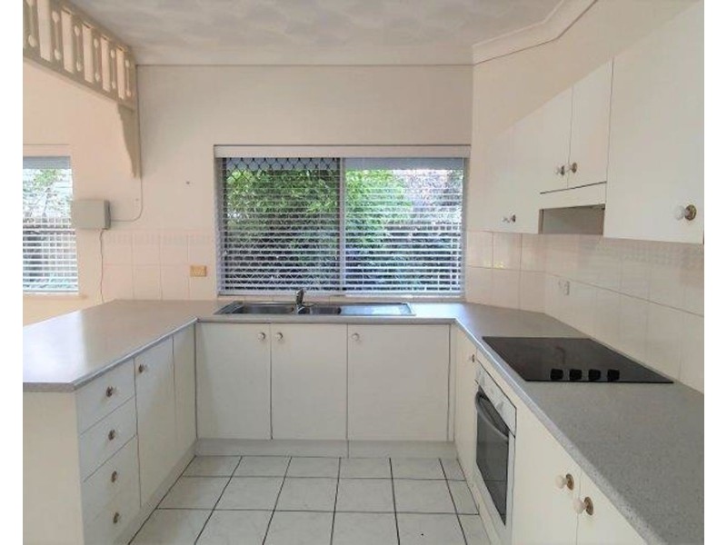 7/34 Springfield Crescent, Manoora QLD 4870