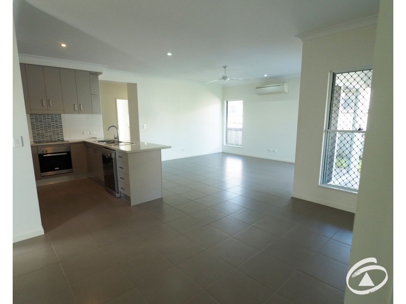 22 Seaways Street, Trinity Beach QLD 4879