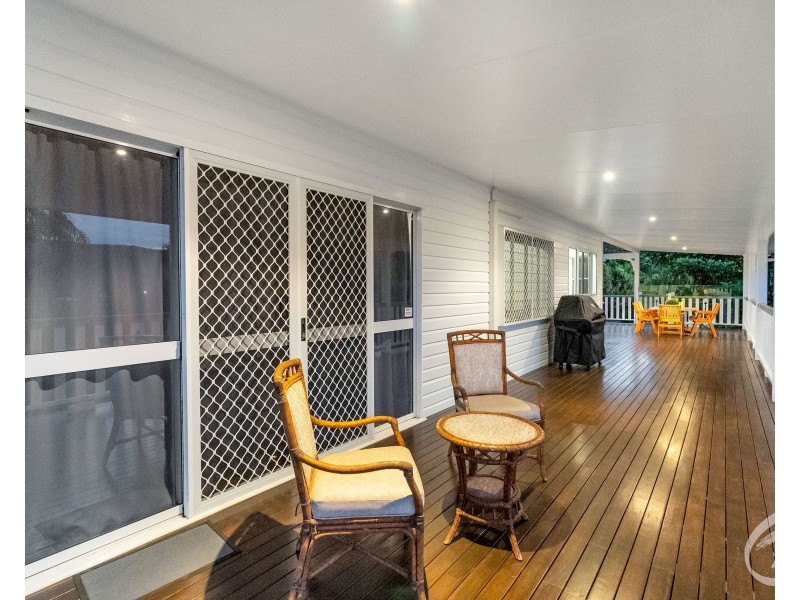 1 Saidor Close, Trinity Beach QLD 4879
