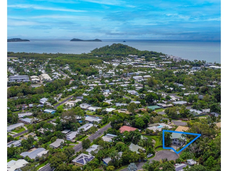 1 Saidor Close, Trinity Beach QLD 4879