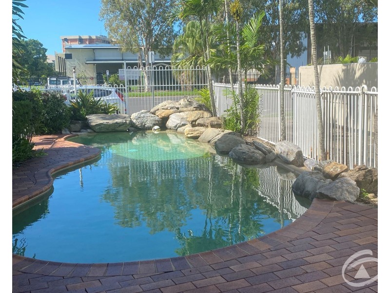 10/189 Sheridan Street, Cairns North QLD 4870
