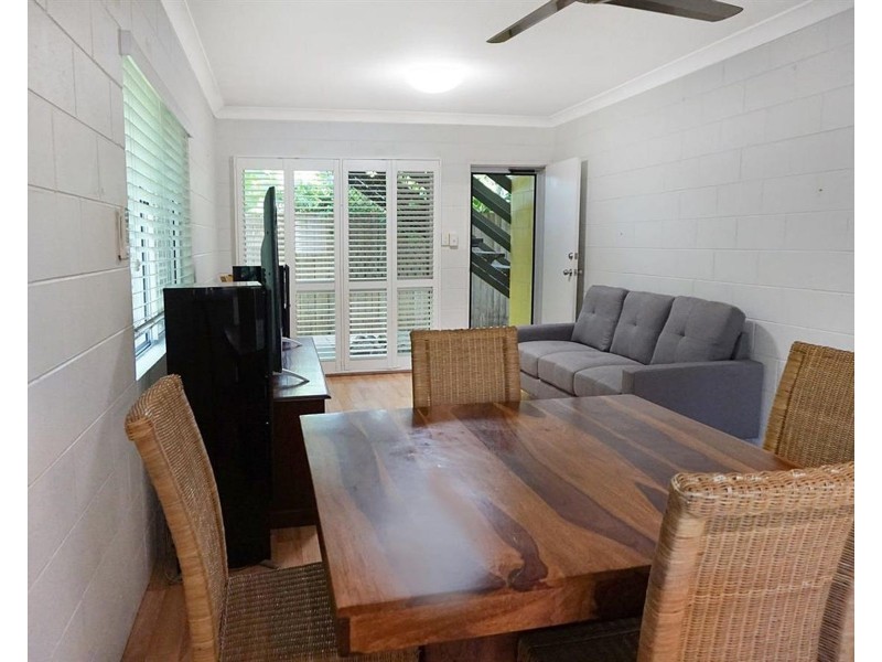 4/118 Pease Street, Manoora QLD 4870