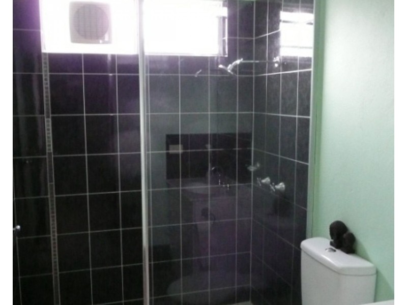 16/239 Lake Street, Cairns North QLD 4870