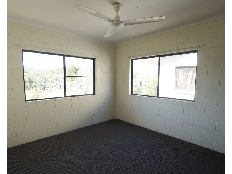 27/173 Mayer Street, Manunda QLD 4870