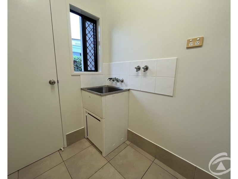 8 Laidley Street, Edmonton QLD 4869
