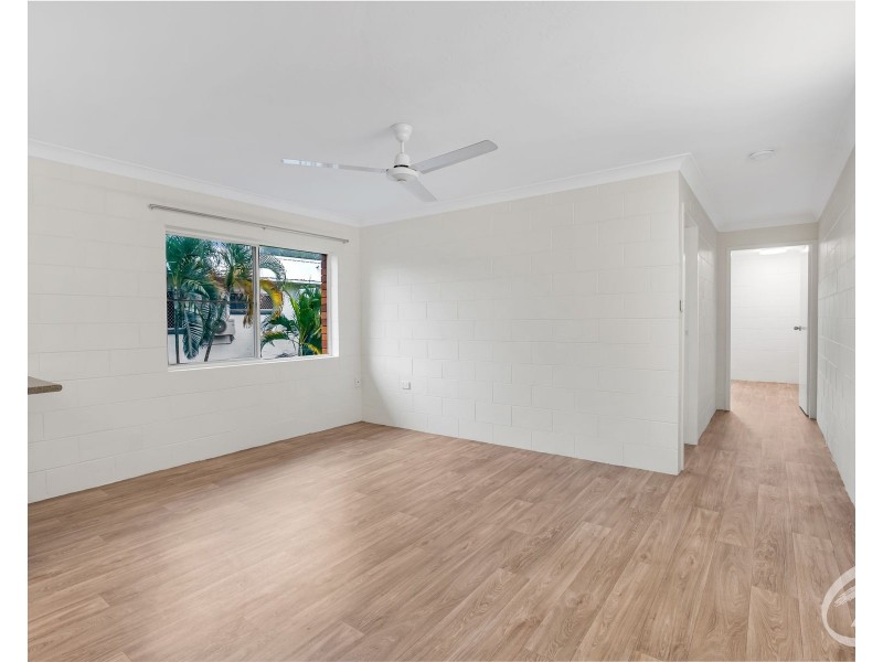 8/18 Curtin Street, Westcourt QLD 4870