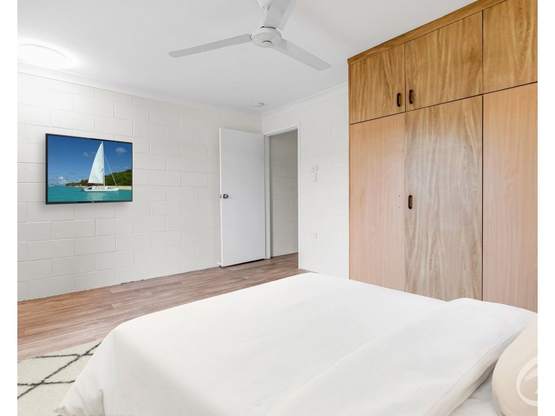 8/18 Curtin Street, Westcourt QLD 4870