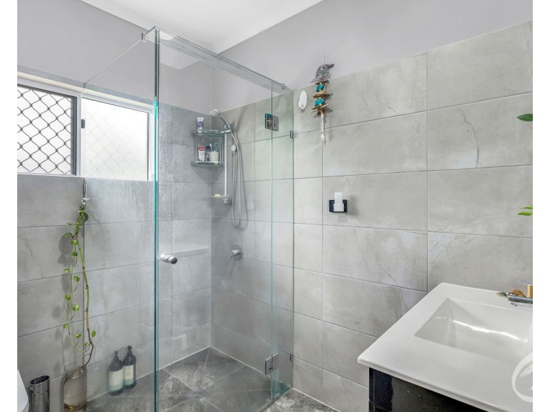 14 Peate Close, Edmonton QLD 4869