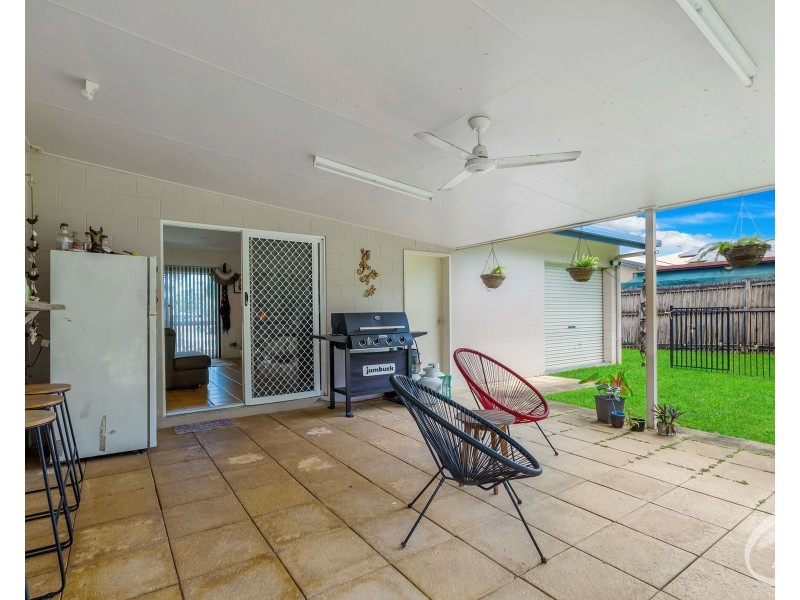 14 Peate Close, Edmonton QLD 4869