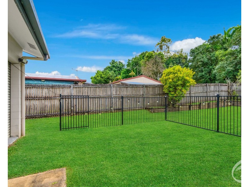14 Peate Close, Edmonton QLD 4869