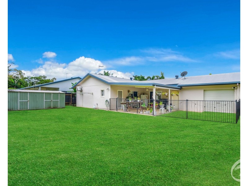 14 Peate Close, Edmonton QLD 4869