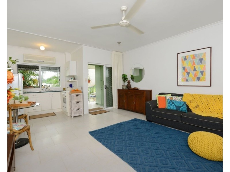 5/346-348 McCoombe Street, Mooroobool QLD 4870