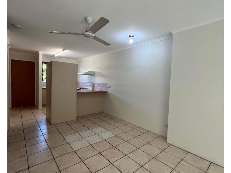 6/17 Balaclava Road, Earlville QLD 4870