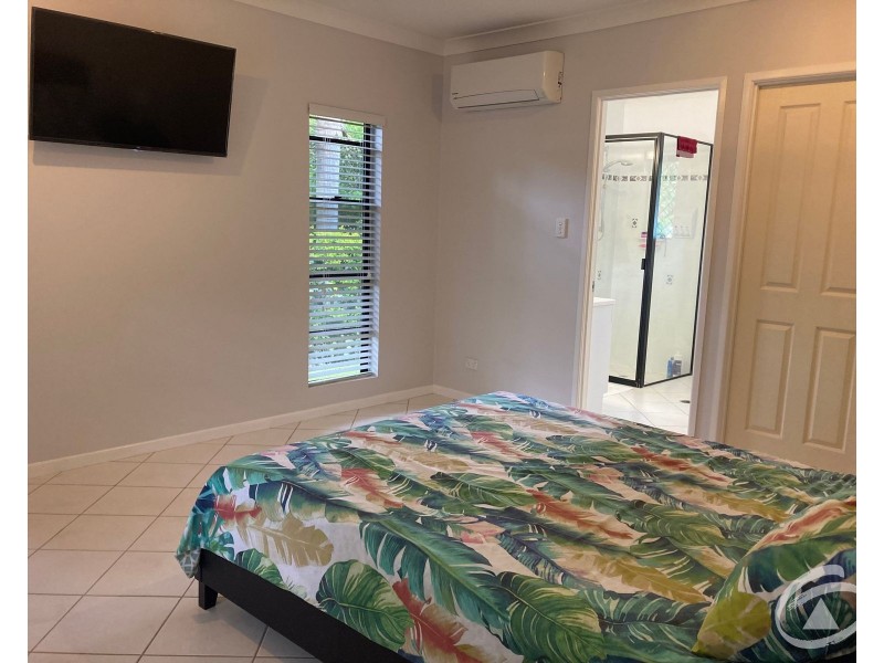 19 Fairley Street, Redlynch QLD 4870