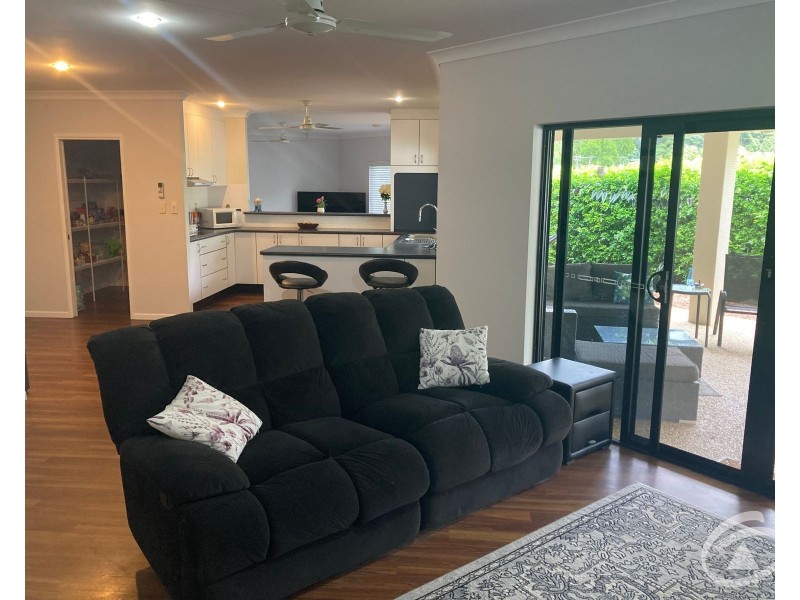 19 Fairley Street, Redlynch QLD 4870