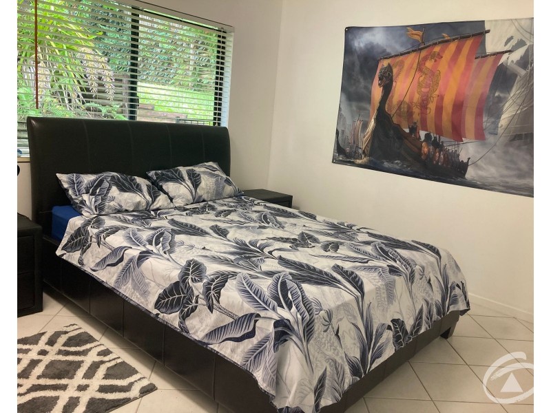 19 Fairley Street, Redlynch QLD 4870