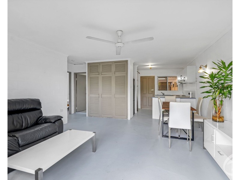 2/12-16 Cannon Street, Manunda QLD 4870