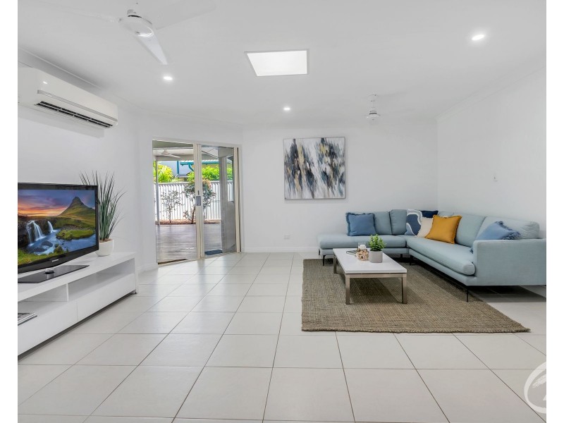 10 Green Avenue, Kewarra Beach QLD 4879