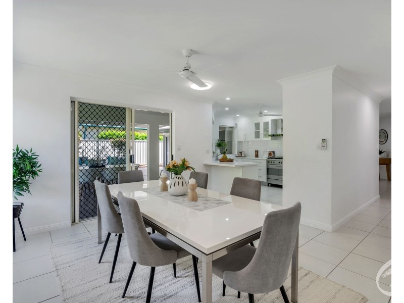 10 Green Avenue, Kewarra Beach QLD 4879